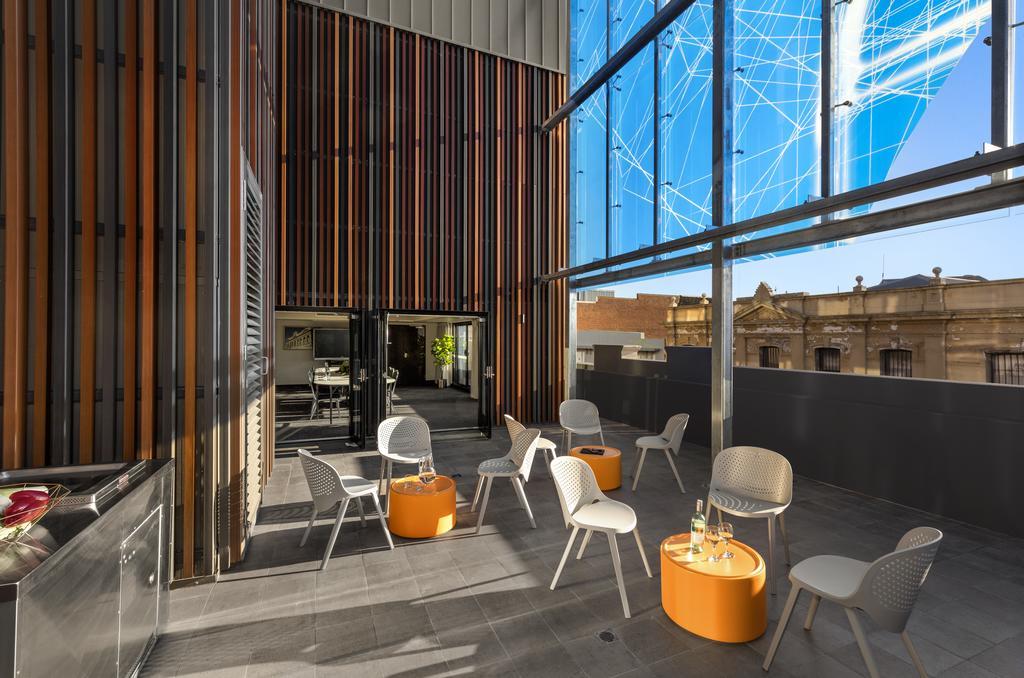 Quest Aparthotel 4*